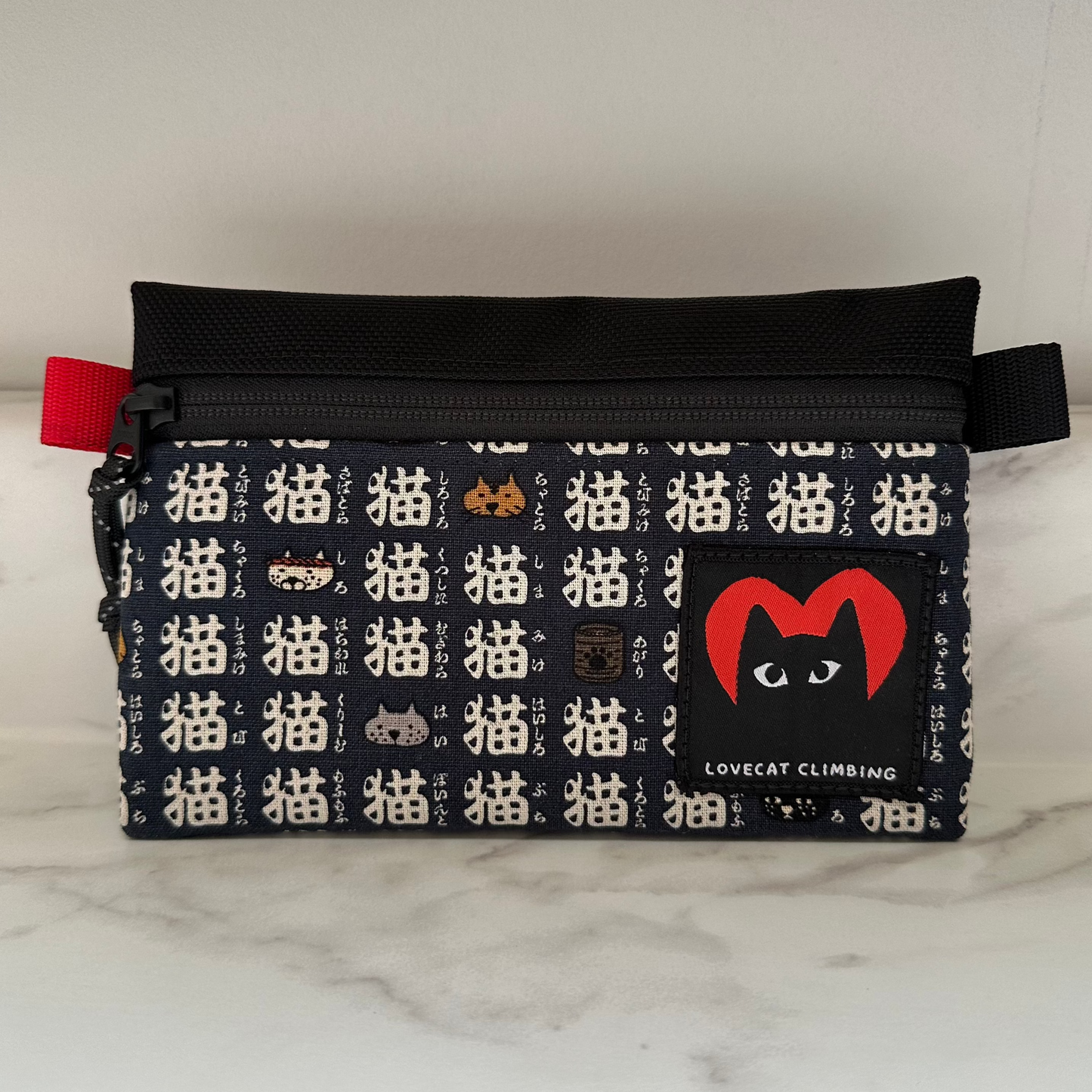 ZIPPER POUCH